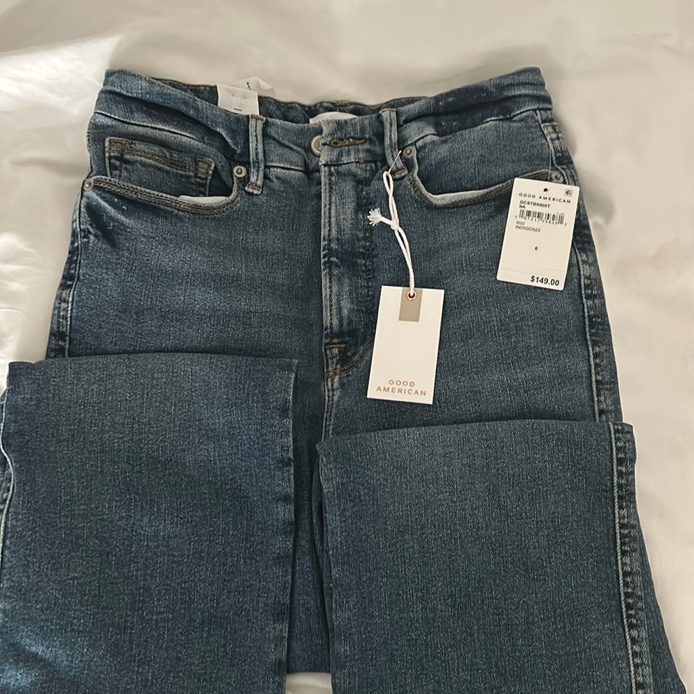 NWT Good American good curve straight jeans - size 6
